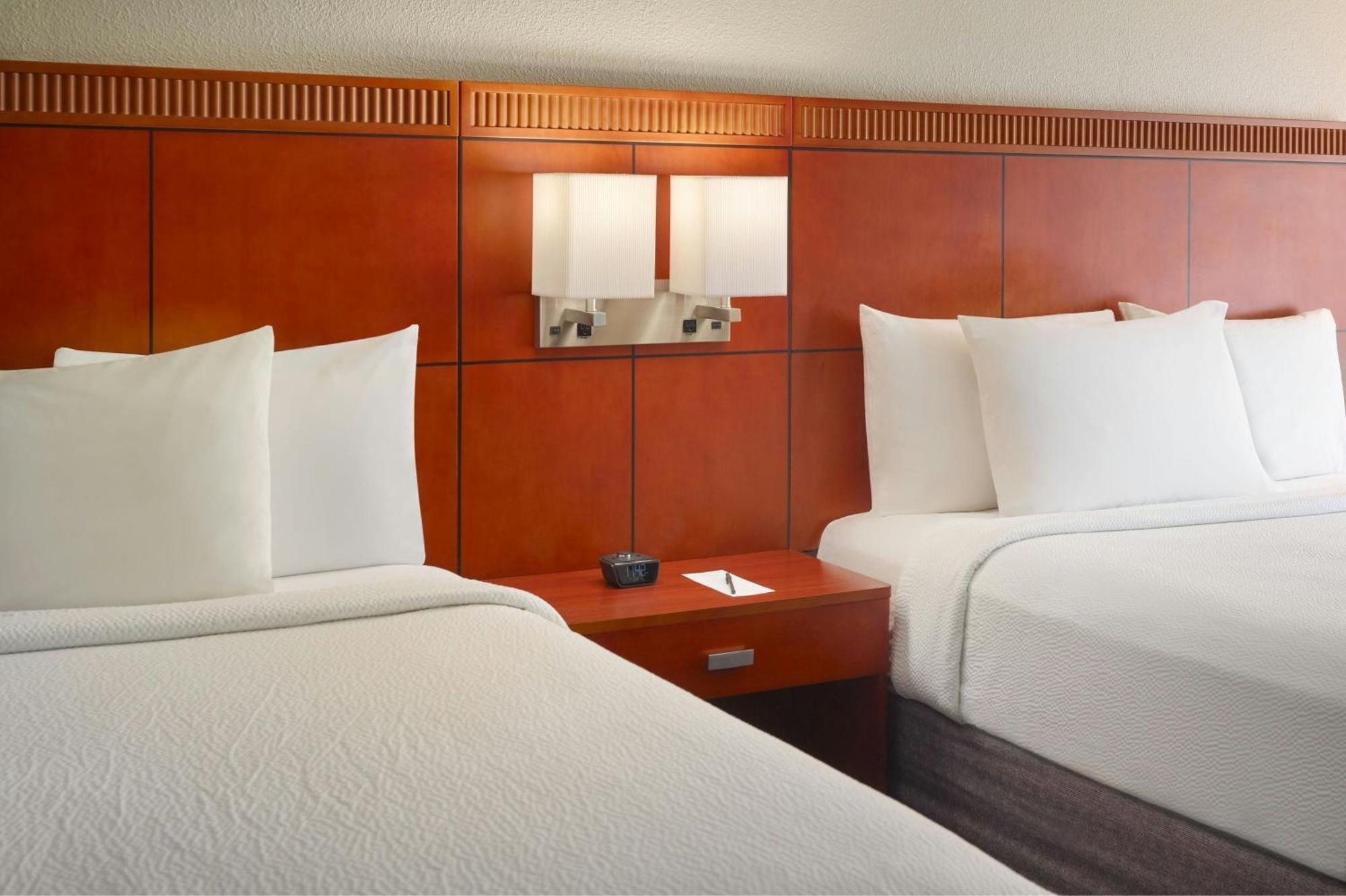 Courtyard By Marriott Atlanta Airport South/Sullivan Road College Park Luaran gambar