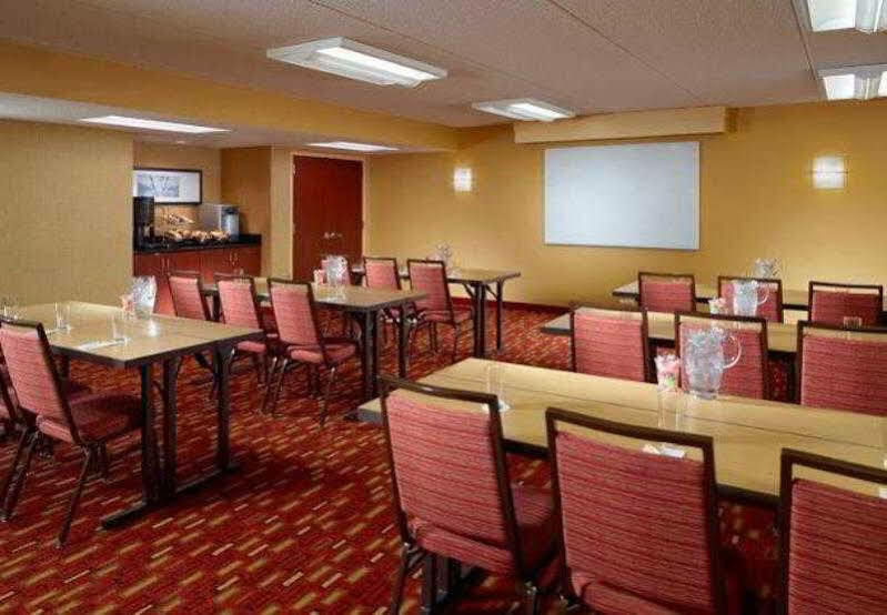 Courtyard By Marriott Atlanta Airport South/Sullivan Road College Park Luaran gambar